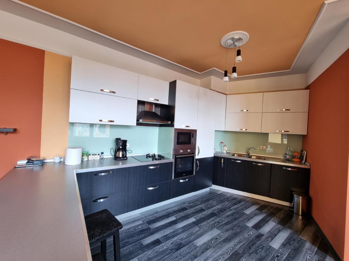 Moonshine Apartament Tiranë Ngoại thất bức ảnh