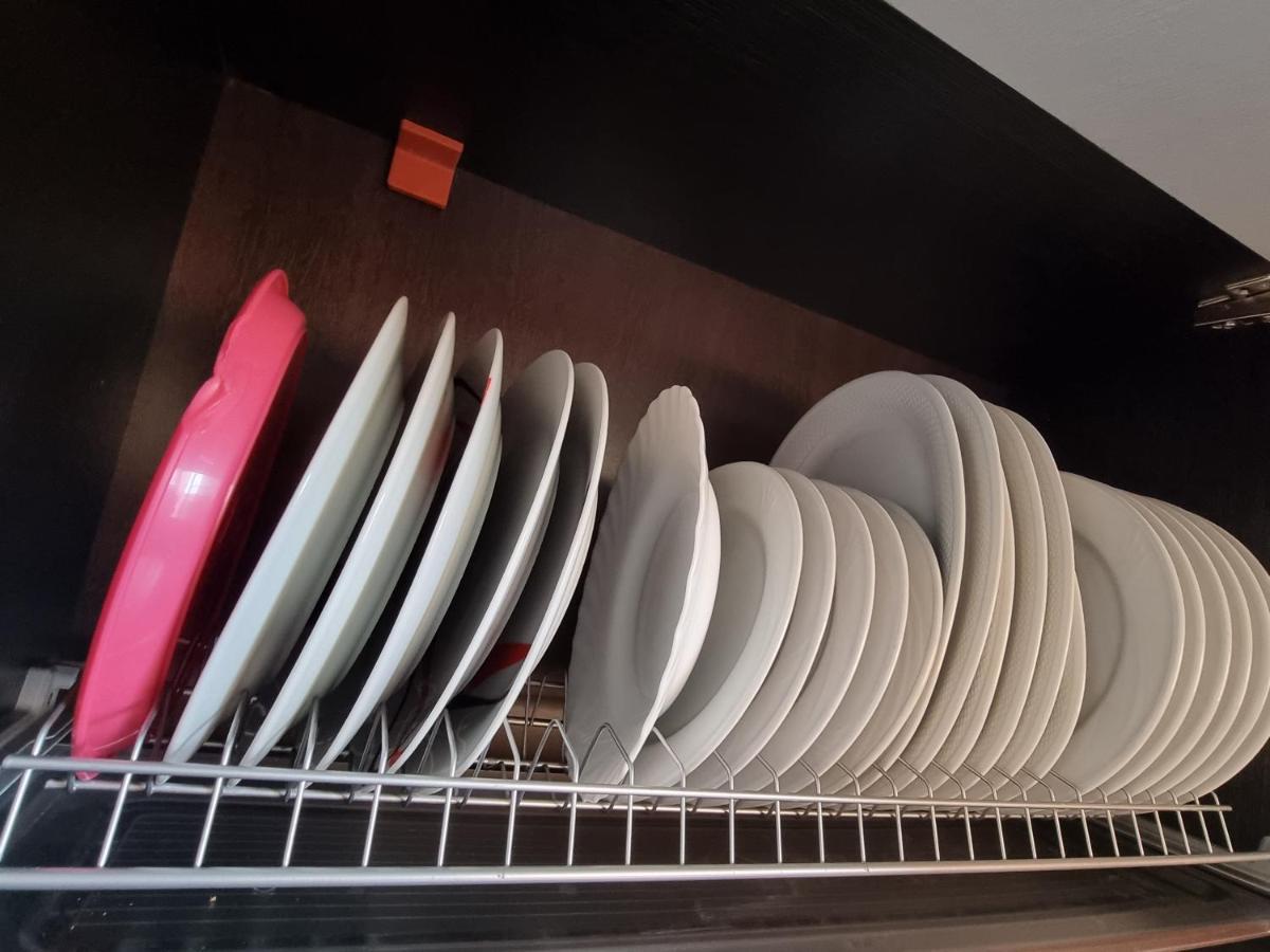 Moonshine Apartament Tiranë Ngoại thất bức ảnh
