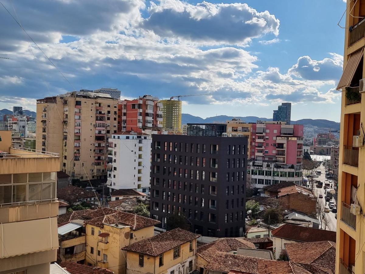 Moonshine Apartament Tiranë Ngoại thất bức ảnh