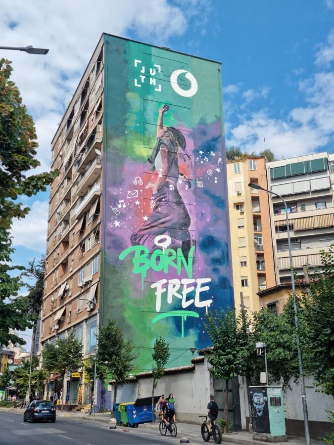 Moonshine Apartament Tiranë Ngoại thất bức ảnh