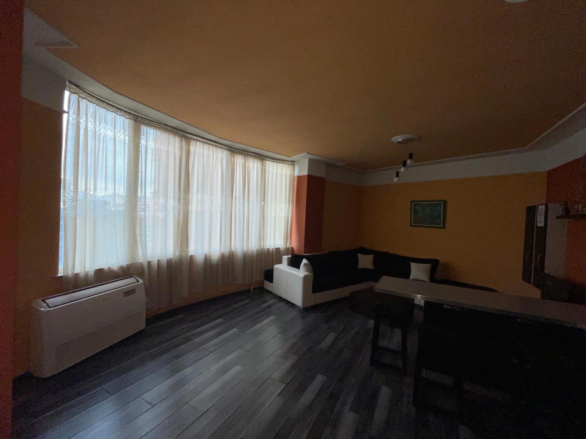 Moonshine Apartament Tiranë Ngoại thất bức ảnh